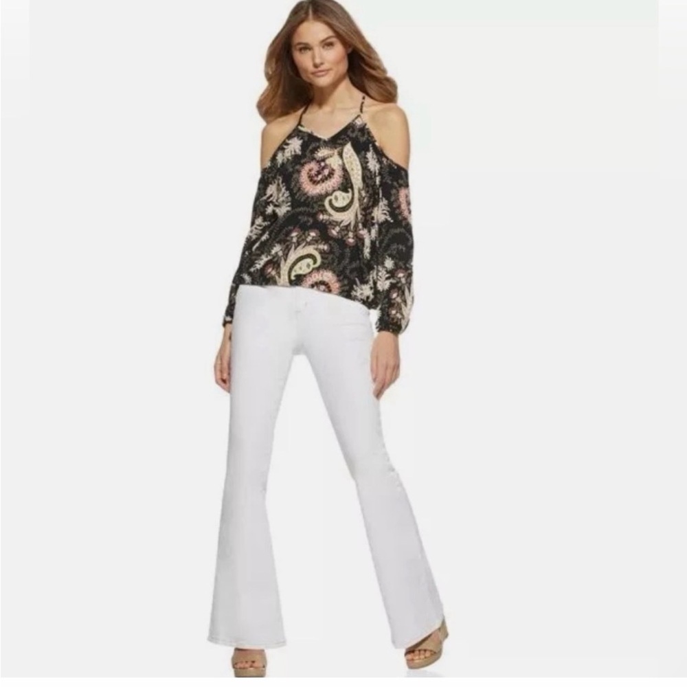 Scoop•High Rise Flare White Jeans